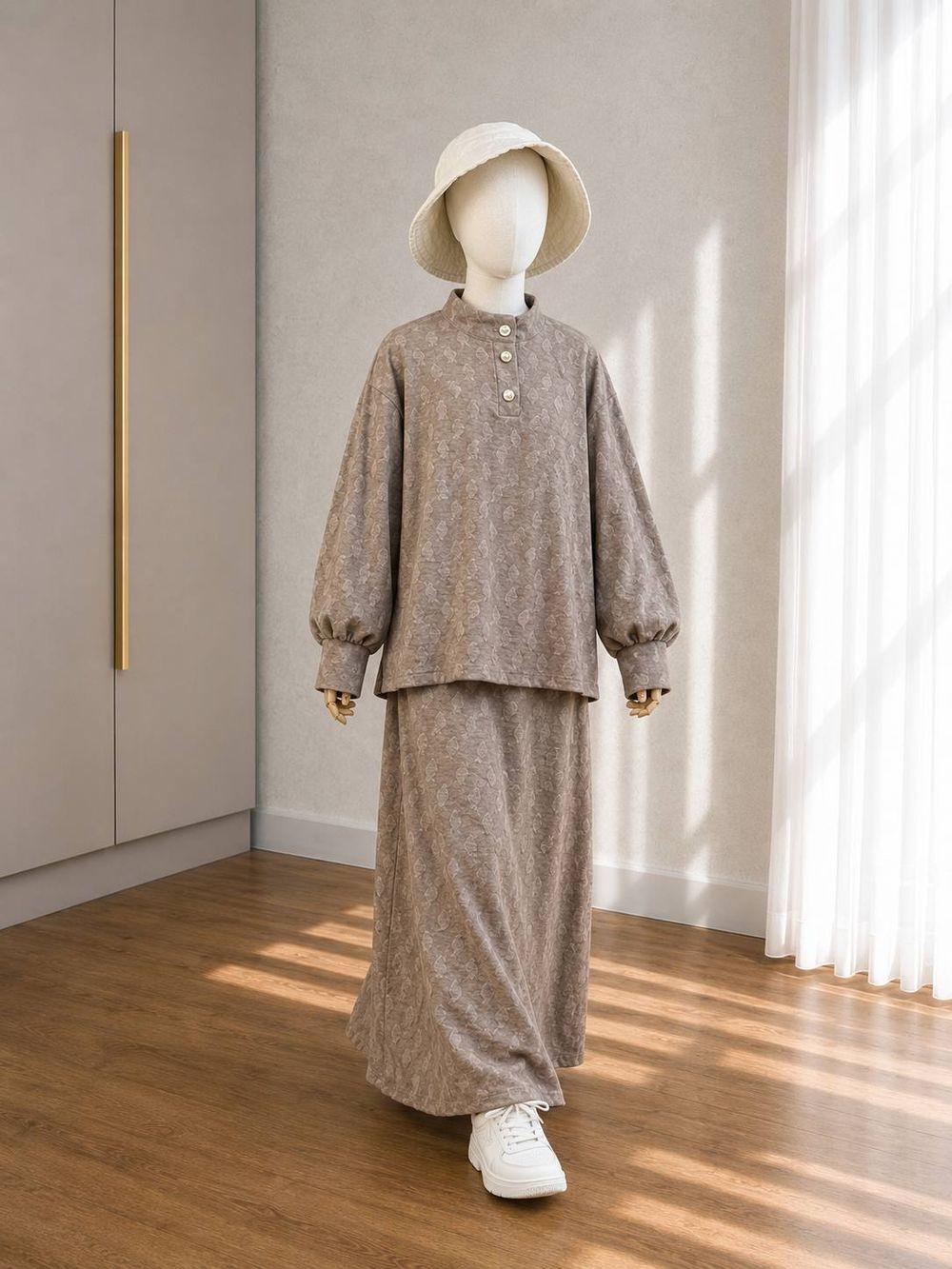 Leya — skirt suit
